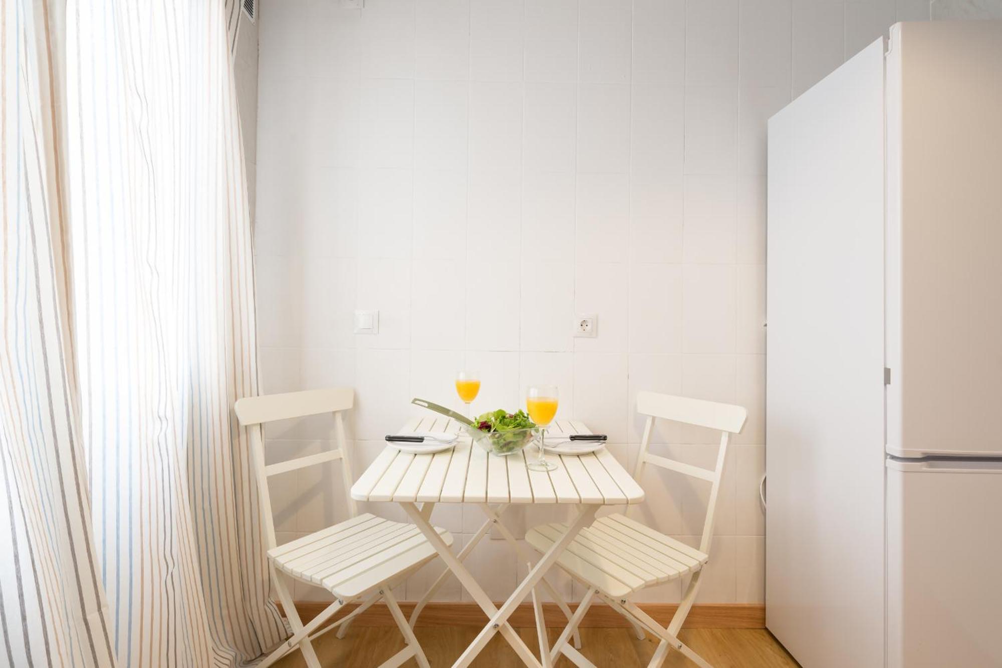 Cathedral Suites Málaga Extérieur photo