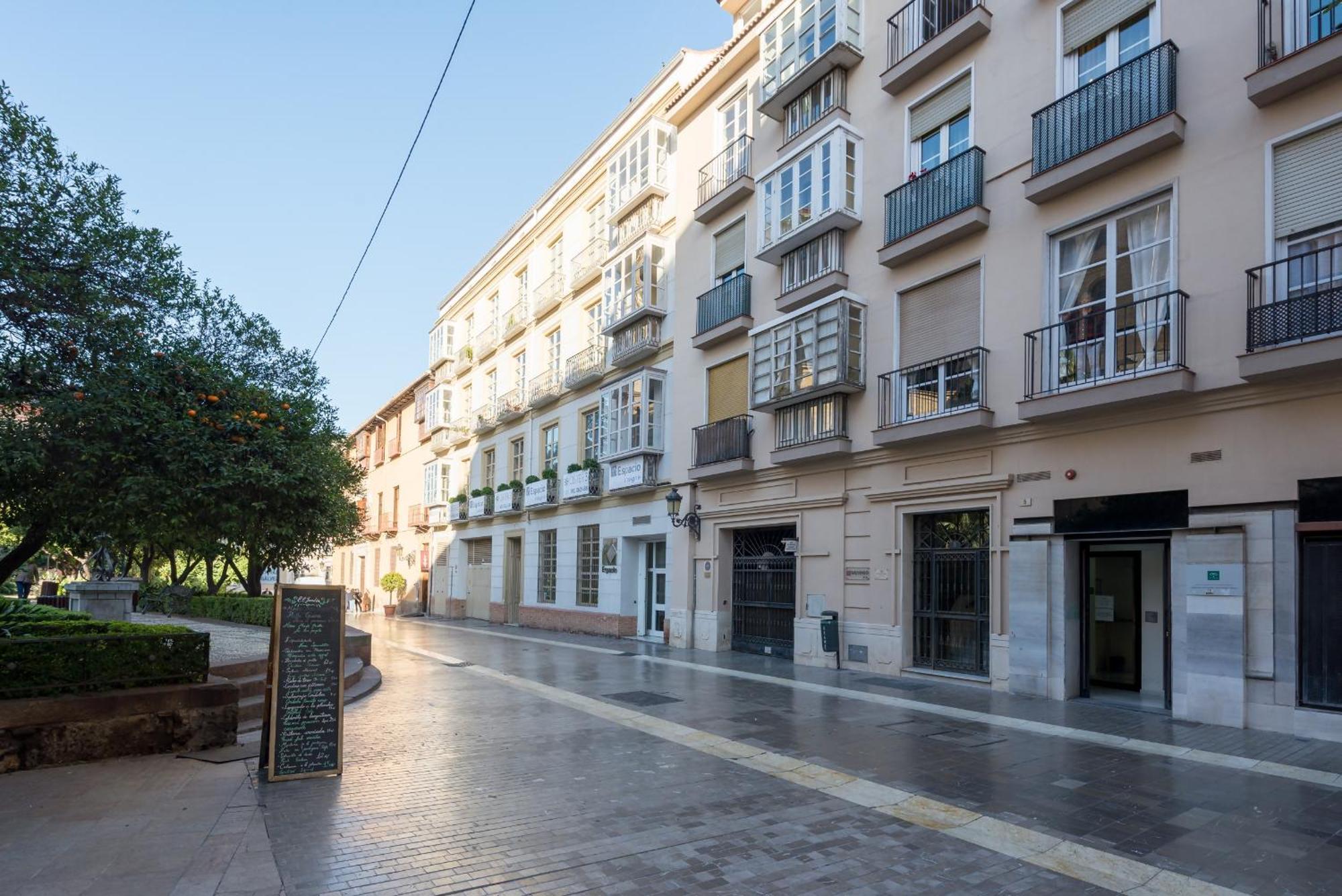 Cathedral Suites Málaga Extérieur photo