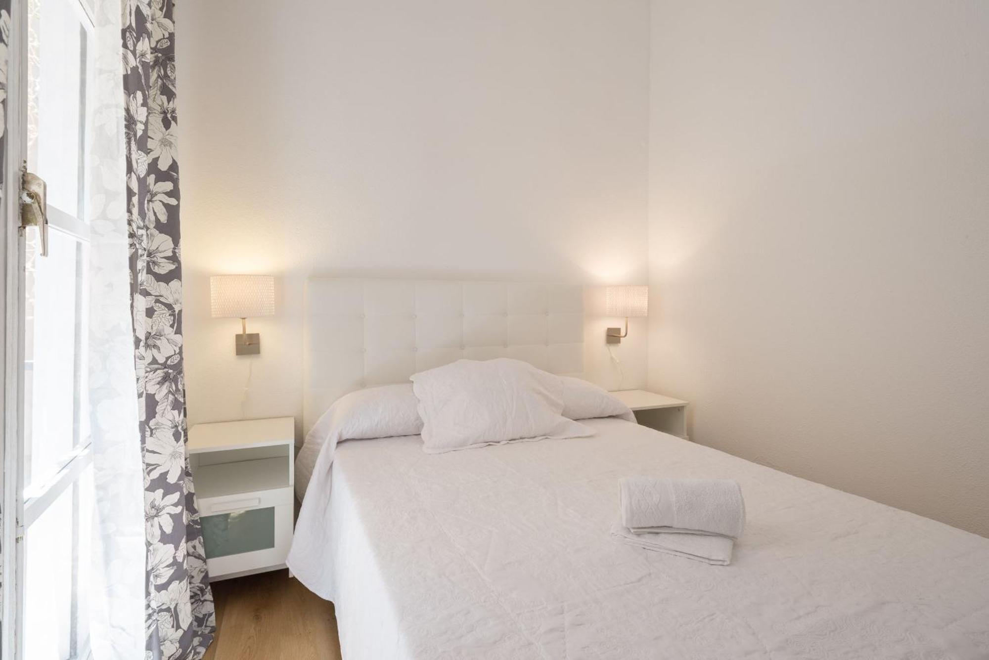 Cathedral Suites Málaga Extérieur photo